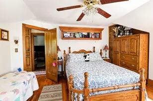 1329 Hancock Ave, Vandergrift, PA 15690 - Photo 10