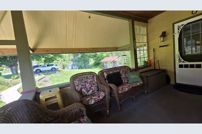 1329 Hancock Avenue, Vandergrift, PA 15690 - Photo 16