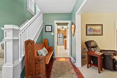 2308 Beaufort Ave, Pittsburgh, PA 15226 - Photo 4