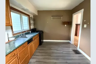 3672 Myrtle Ave, Pittsburgh, PA 15234 - Photo 6