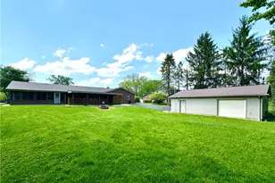 3442 Carmela Dr, Neshannock Township, PA 16105 - Photo 6