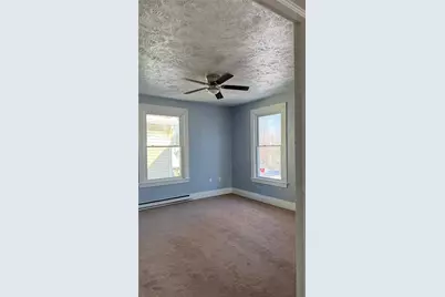 140 McGovern Blvd, Coraopolis, PA 15046 - Photo 8