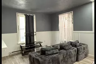 140 McGovern Blvd, Coraopolis, PA 15046 - Photo 8