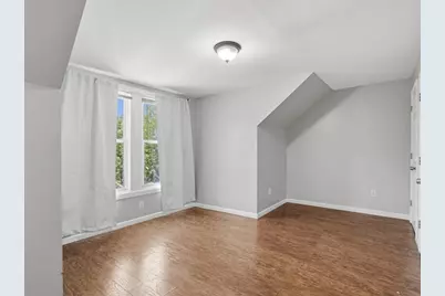 335 Lawn St, Pittsburgh, PA 15213 - Photo 18