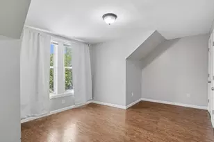 335 Lawn St, Pittsburgh, PA 15213 - Photo 18