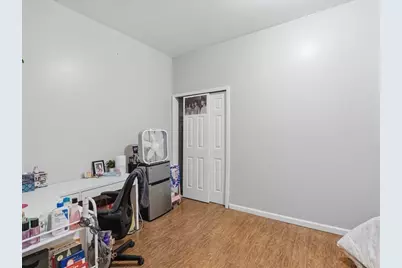 335 Lawn St, Pittsburgh, PA 15213 - Photo 16
