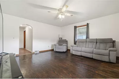 240 Waddell Ave, Donora, PA 15033 - Photo 6