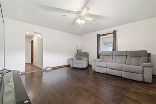 240 Waddell Ave, Donora, PA 15033 - Photo 6