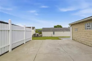 240 Waddell Ave, Donora, PA 15033 - Photo 40