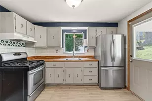212 Davis Ave, Pittsburgh, PA 15223 - Photo 8