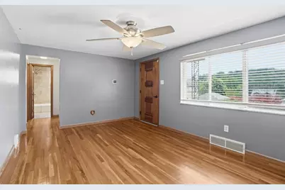 212 Davis Ave, Pittsburgh, PA 15223 - Photo 6