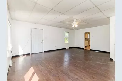 1202 Irwin St, Aliquippa, PA 15001 - Photo 6