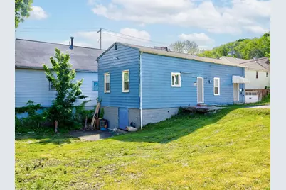 1202 Irwin St, Aliquippa, PA 15001 - Photo 1