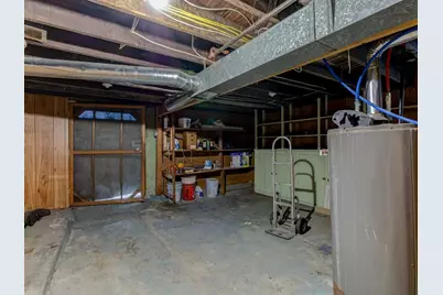 1202 Irwin St, Aliquippa, PA 15001 - Photo 18