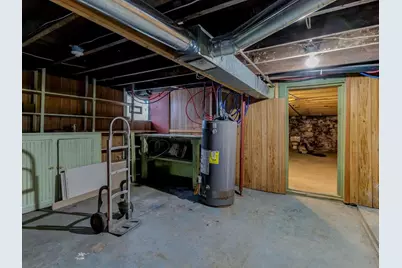 1202 Irwin St, Aliquippa, PA 15001 - Photo 20