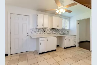 1202 Irwin St, Aliquippa, PA 15001 - Photo 14