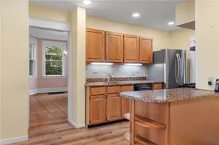 6363 Morrowfield Ave, Pittsburgh, PA 15217 - Photo 18