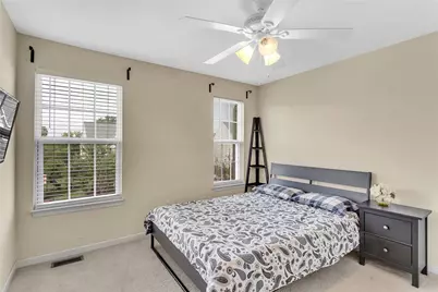 356 Sunrise Dr, Carnegie, PA 15106 - Photo 24