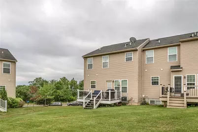 356 Sunrise Dr, Carnegie, PA 15106 - Photo 6