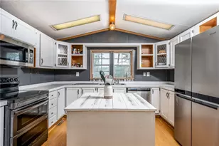 780 N Ridge Rd, Shelocta, PA 15774 - Photo 6