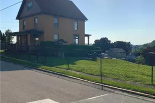 417 E 3rd Ave, Derry Boro, PA 15627 - Photo 42
