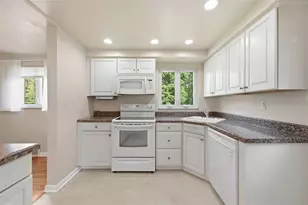 345 Roosevelt Ave, McKees Rocks, PA 15136 - Photo 14