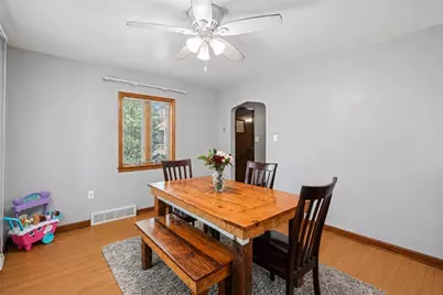 412 Phillips Avenue, Stowe Township, PA 15136 - Photo 6