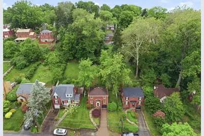1037 Osage Dr, Pittsburgh, PA 15235 - Photo 2