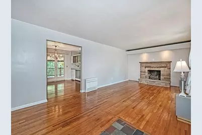 107 Longvue Dr, Harmony Boro, PA 16037 - Photo 4
