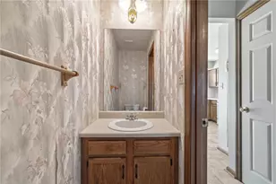 402 Monmouth Dr, Cranberry Township, PA 16066 - Photo 44