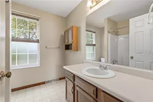 402 Monmouth Dr, Cranberry Township, PA 16066 - Photo 30