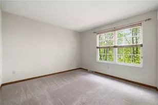 402 Monmouth Dr, Cranberry Township, PA 16066 - Photo 38