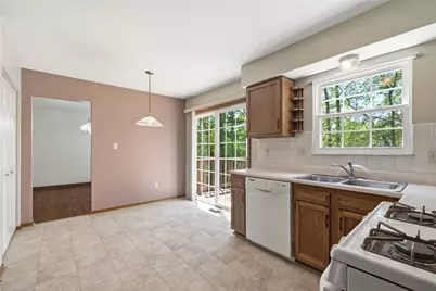 402 Monmouth Dr, Cranberry Township, PA 16066 - Photo 22