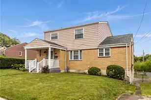 390 Roosevelt Ave, Stowe Township, PA 15136 - Photo 4
