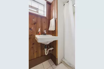 390 Roosevelt Avenue, Stowe Township, PA 15136 - Photo 28