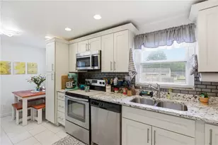 390 Roosevelt Ave, Stowe Township, PA 15136 - Photo 14