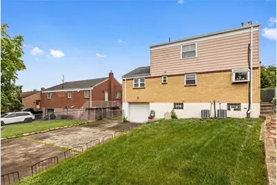 390 Roosevelt Avenue, Stowe Township, PA 15136 - Photo 36