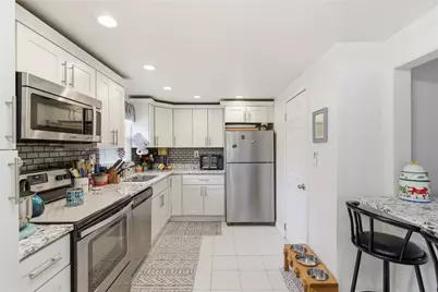 390 Roosevelt Avenue, Stowe Township, PA 15136 - Photo 12