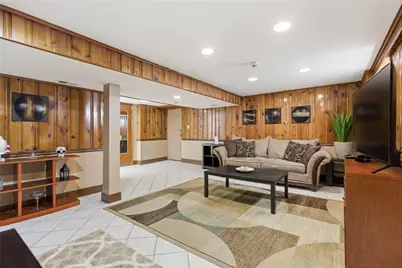 390 Roosevelt Avenue, Stowe Township, PA 15136 - Photo 34