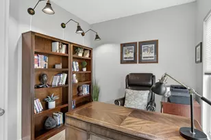 8909 Bella Danyelle Ct, South Fayette, PA 15017 - Photo 4