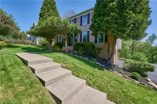 345 Glencove Dr, Allegheny Township, PA 15068 - Photo 2