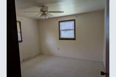 211 Laddie, Washington, PA 15301 - Photo 8
