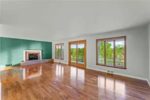 2635 Fairgreen Dr, Pittsburgh, PA 15241 - Photo 4