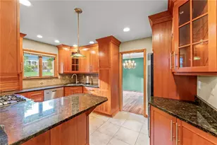 2635 Fairgreen Dr, Pittsburgh, PA 15241 - Photo 12