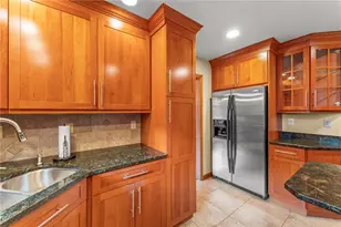 2635 Fairgreen Dr, Pittsburgh, PA 15241 - Photo 14
