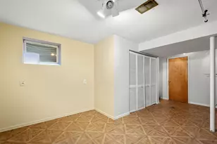 6310 Betsy Dr, Bethel Park, PA 15102 - Photo 22