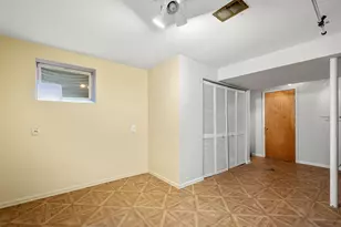 6310 Betsy Dr, Bethel Park, PA 15102 - Photo 22
