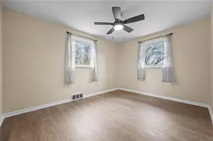 727 Scenery Dr, Elizabeth Twp/Boro, PA 15037 - Photo 12
