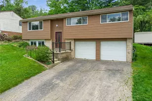 506 Malabar Dr, Pittsburgh, PA 15239 - Photo 2