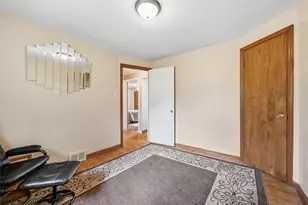 2621 Milford Dr, Bethel Park, PA 15102 - Photo 28